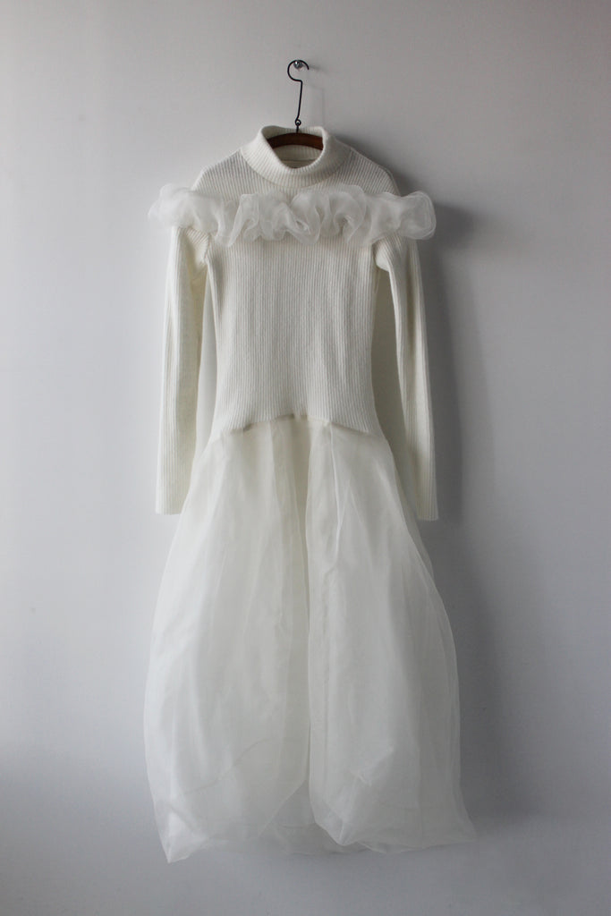 cut out organza midi dress KENNA WHITE CAPE SLEEVED ORGANZA MIDI DRESS | CULT MIA